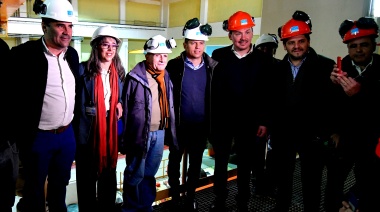 Kicillof recorrió el Complejo Nuclear Atucha y repasó los avances de otra Central en obra