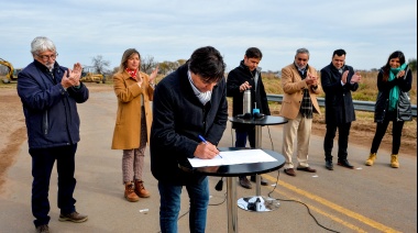 Kicillof encabezó la puesta en marcha de obras de pavimentación en Daireaux