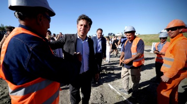 Kicillof le exigió a Milei que deje los “likes” de lado y retome la obra pública paralizada