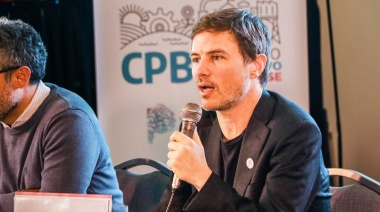 Ministro de Kicillof desmintió a Milei: dijo que la locación de la Planta de GNL no se define por el RIGI nacional