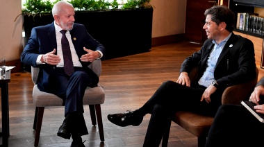 Vínculos con el país vecino: Kicillof aprovecha el viaje a México para verse con Lula