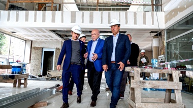 Kicillof y Cascallares recorrieron obras de la nueva sucursal del Banco Provincia en el Parque Industrial de Burzaco