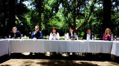 Cumbre del PJ Bonaerense: encuentro frío entre Cristina, Kicillof y Massa