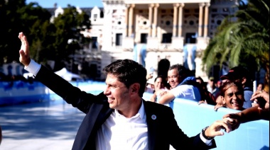 El frente político de Kicillof tuvo su debut en la calle: respaldo al discurso de Apertura de Sesiones