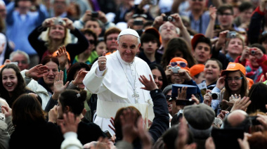 Falleció el papa Francisco: Kicillof, Massa, Cristina y la Legislatura bonaerenses unidos en el dolor