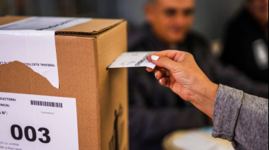 Elecciones desdobladas: la Provincia prepara un programa para fomentar el voto y el despliegue de 22 mil policías