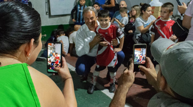 Cascallares acompañó a los chicos de Almirante Brown que jugaron la final de la Copa “Ciudad de Mármol”