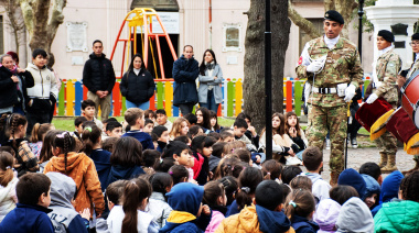 El municipio de Magdalena celebró el Día de la Escarapela a pura música patria