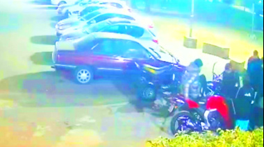 Tensión en Villa Madero: jóvenes irrumpen en estacionamientos y sustraen vehículos en pocos minutos