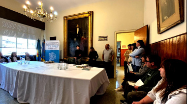 Lucía Gómez entregó escrituras a 26 familias del distrito de Gonzales Chaves