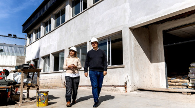 Cascallares y Eichel recorrieron el avance de una nueva escuela secundaria en Longchamps