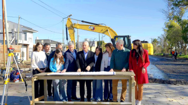Obras, planificación y futuro: Fuerza Patria en La Plata lanzó un nuevo mensaje con Julio Alak a la cabeza