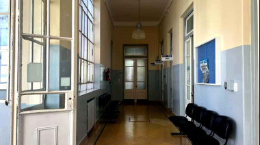 El gobierno de Chaves renovó la sala de espera Hospital Municipal Anita Eliçagaray