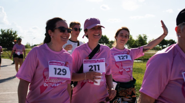 Magdalena cerró el “Octubre Rosa” con una correcaminata que reunió a más de 450 personas