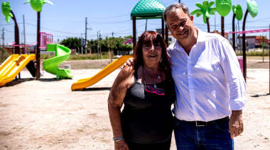 Cascallares supervisó los trabajos realizados en la renovada Plaza Santa Ana de Glew