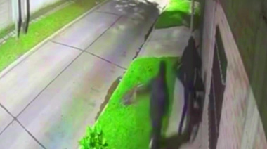 Furia de sábado por la noche: robo, persecución y una tremenda golpiza por una bicicleta