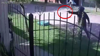 Horrible momento en Merlo: aguardaba su turno en un salón de belleza y motochorros la arruinaron