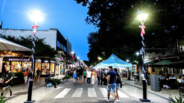 La previa de las fiestas: los comercios de Almirante Brown lanzan importantes descuentos