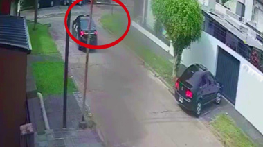 Emboscaron a una familia, le robaron el auto y lo chocaron varias veces antes de escapar