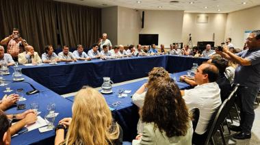 La UCR bonaerense evaluó el interbloque como alternativa y ratificó la oposición hacia Milei y Kicillof