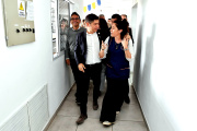 Kicillof se mostró en un distrito opositor y disparó contra Milei por los acuerdos con Trump