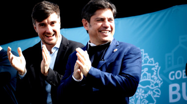 Kicillof visitó Morón e inauguró obras en medio de la interna peronista que atraviesa el distrito