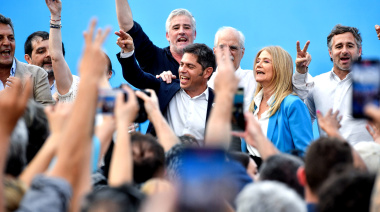 Kicillof, Magario, Massa, Taiana e intendentes cerraron la campaña con fuerte mensaje anti Milei