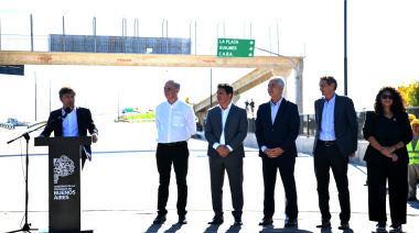 Kicillof y Alak inauguraron la nueva bajada “Papa Francisco” de la autopista La Plata - Buenos Aires