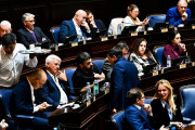 Comenzó la danza de nombres bonaerenses para encabezar listas de legisladores en la Primera Sección