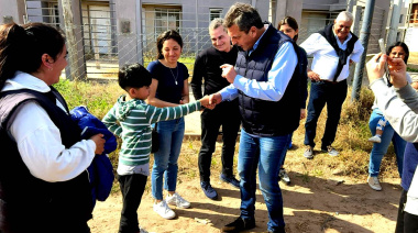 Massa se mete en la recta final de la campaña bonaerense y se muestra con los candidatos