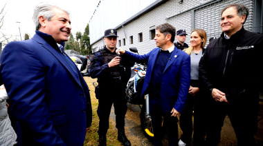 Kicillof visitó a un intendente PRO que podría irse del acuerdo con los libertarios