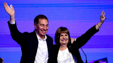 Santilli celebró el triunfo en la Provincia y llamó a “dar la batalla del 2027”
