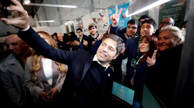 Kicillof cerró la campaña y pidió “urnas repletas de votos de Fuerza Patria” para el domingo