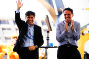 El gobierno de Kicillof firmó acuerdos con las distribuidoras de luz y suspendió multas en el interior