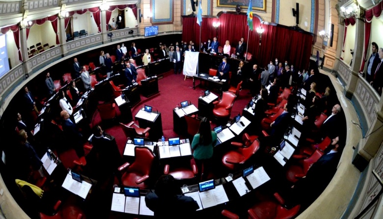 La oposición bloqueó la sesión en el Senado: “Si no muestran que transfirieron a los municipios, que se olviden"