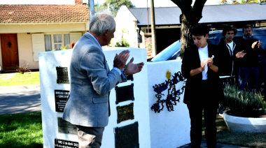 Lucia Gómez encabezó el acto por el Día de los Veteranos de Malvinas en Gonzales Chaves