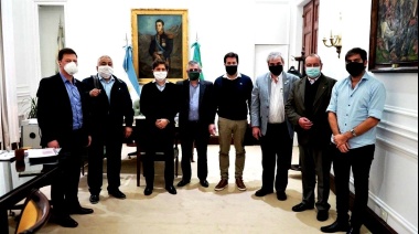 Intendentes vecinalistas piden salir de la grieta y trabajar “todos juntos”