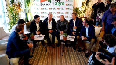 Insaurralde y su comitiva política visitaron la Expoagro 2022: hubo fotos con la oposición