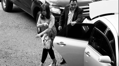 Cristina juntó a sus intendentes: pidió unidad y confirmó su candidatura en la Provincia