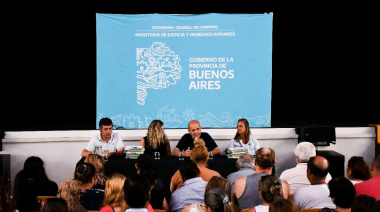 Zurro entregó más de 300 escrituras a familias de Pehuajó