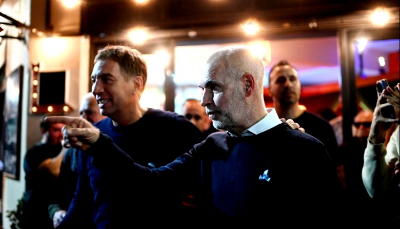 Santilli acentúa su campaña en el Conurbano y disparó contra Kicillof: “Es un gobierno ausente”