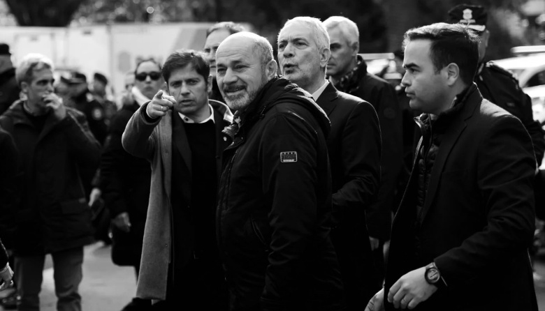 Kicillof juntó a su tropa y se prepara para negociar con el camporismo y el Frente Renovador