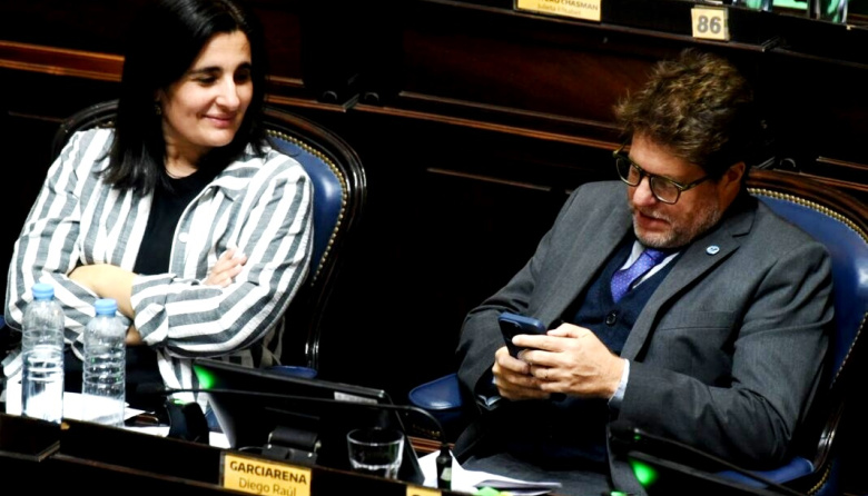 La UCR presiona a Kicillof para discutir la Ley Fiscal, Endeudamiento y Presupuesto