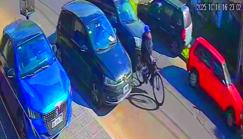Violencia extrema en Quilmes: automovilista arrolló a un ciclista porque se le habría cruzado en el camino