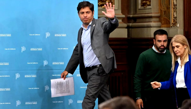 Avanzada contra Kicillof: libertarios denuncian "actos institucionales impropios" por el apoyo a Maduro