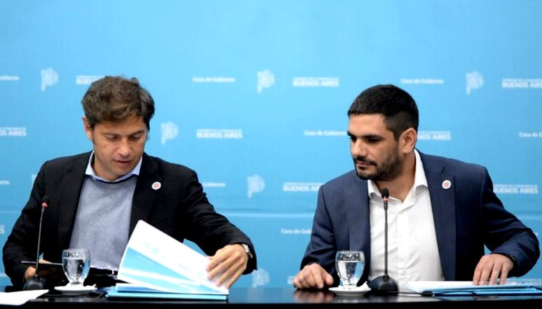 Mientras Kicillof se adueña del PJ bonaerense, el IOMA colapsa en los municipios