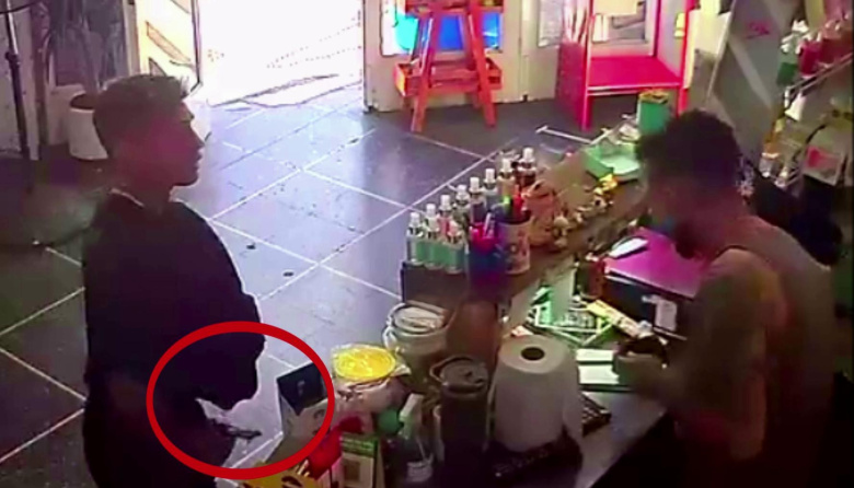 Violento robo a mano armada en un pet shop de Tres de Febrero