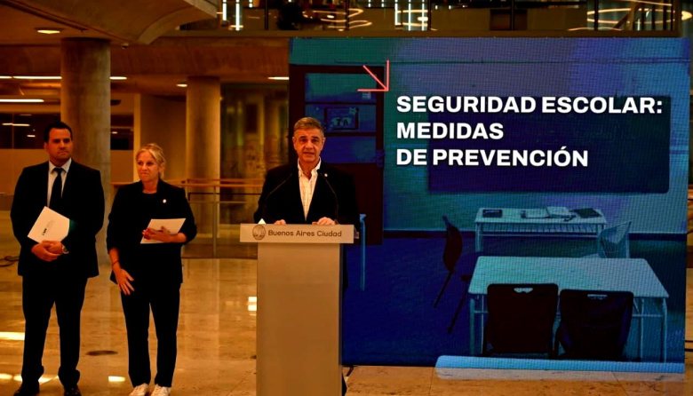Jorge Macri presentó un nuevo protocolo ante las amenazas de tiroteos en escuelas de CABA