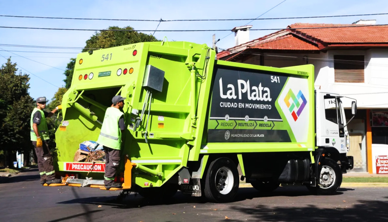 Camioneros avanzan con la pelea por la basura: alerta en los municipios bonaerenses