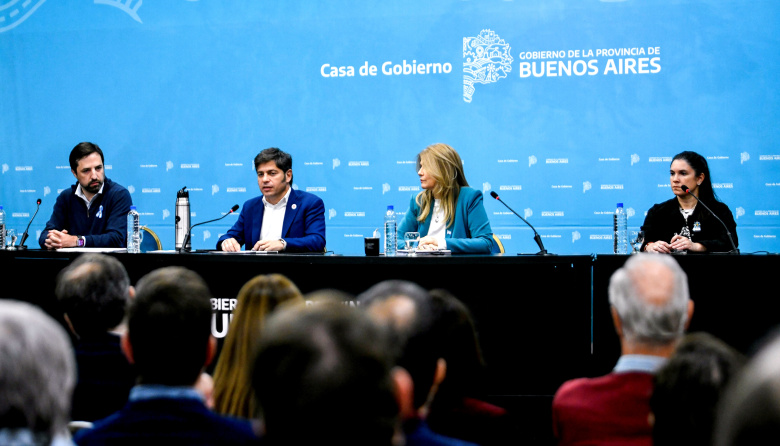 Kicillof congregó a más de 60 intendentes contra la “catástrofe” del ajuste sanitario de Milei